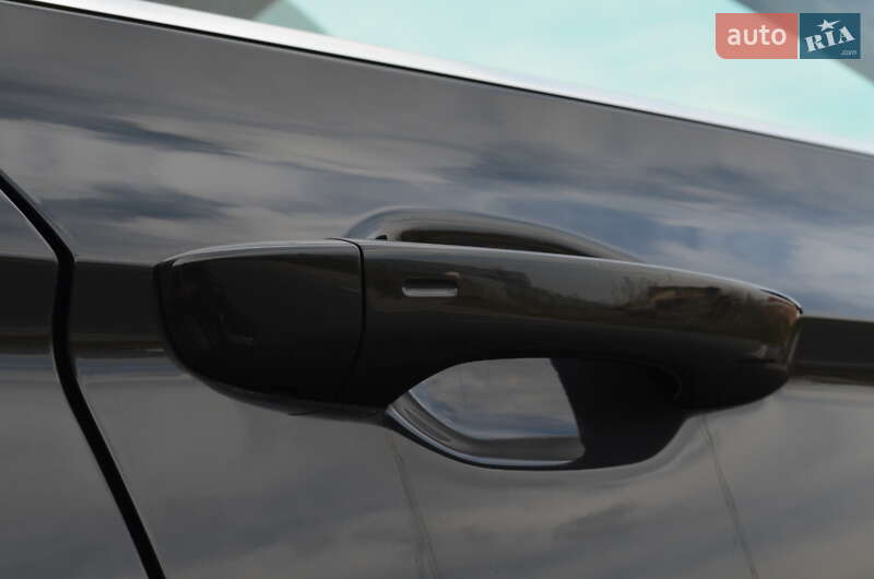 Універсал Volkswagen Passat 2020 в Львові