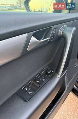 Седан Volkswagen Passat 2011 в 