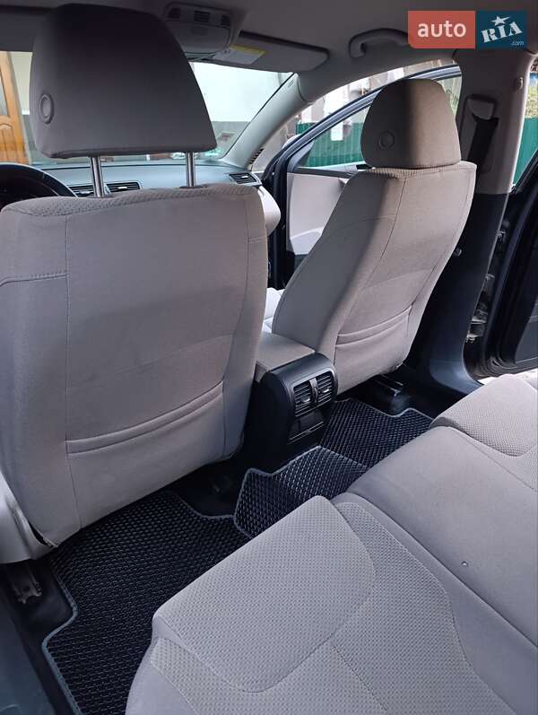 Универсал Volkswagen Passat 2006 в Теофиполе