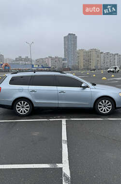 Універсал Volkswagen Passat 2005 в 