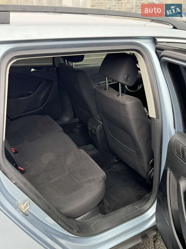Универсал Volkswagen Passat 2005 в Киеве