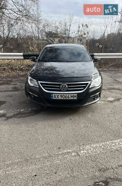 Седан Volkswagen Passat 2010 в 