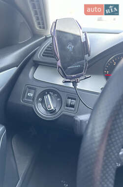Седан Volkswagen Passat 2010 в 