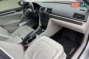 Седан Volkswagen Passat 2016 в 