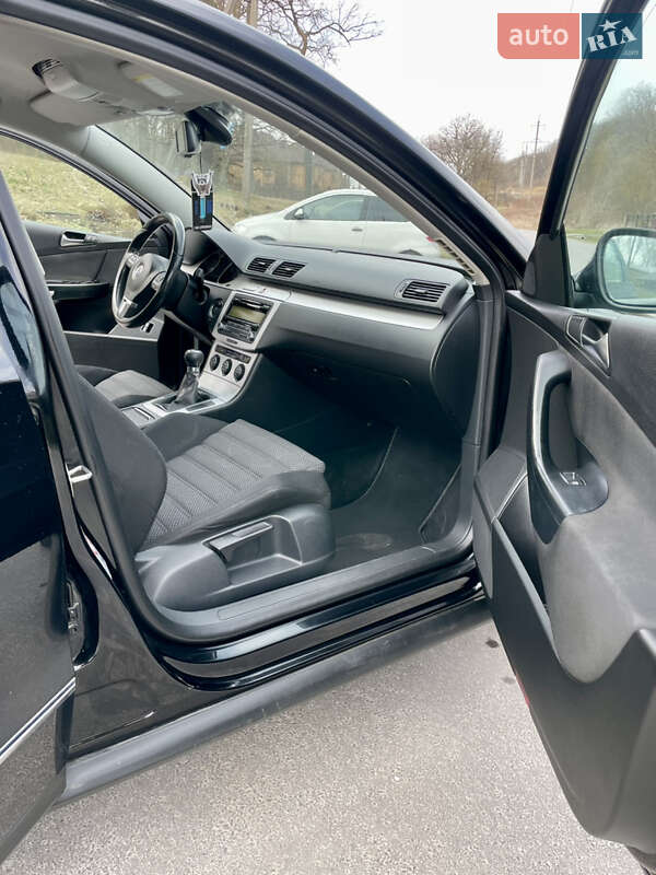 Универсал Volkswagen Passat 2009 в Тернополе