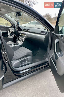 Универсал Volkswagen Passat 2009 в 