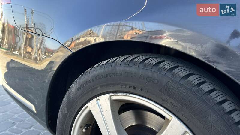 Универсал Volkswagen Passat 2013 в Киеве