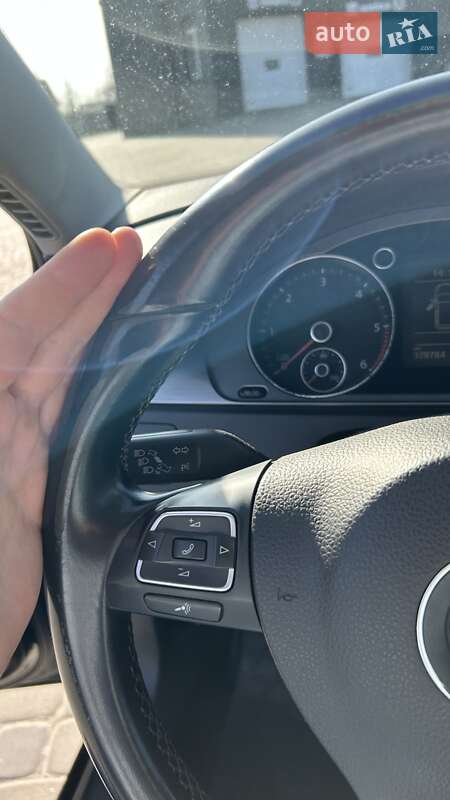 Универсал Volkswagen Passat 2013 в Киеве