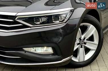 Универсал Volkswagen Passat 2020 в Сваляве