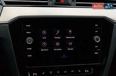 Универсал Volkswagen Passat 2020 в Сваляве
