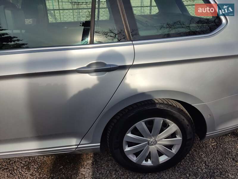 Универсал Volkswagen Passat 2017 в Ковеле