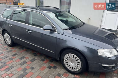 Універсал Volkswagen Passat 2009 в Хмельницькому