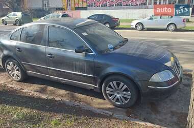 Седан Volkswagen Passat 2003 в 