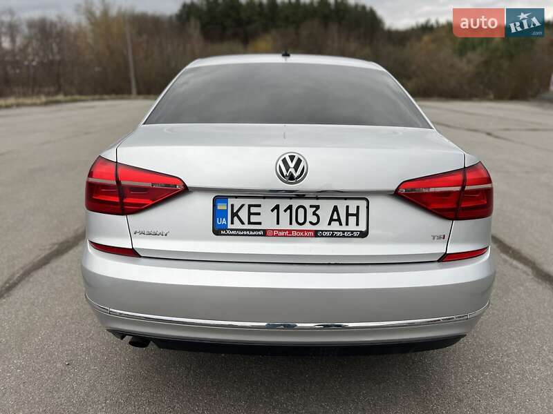 Седан Volkswagen Passat 2016 в Хмельницькому