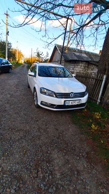 Универсал Volkswagen Passat 2014 в Кривом Роге