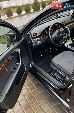 Универсал Volkswagen Passat 2011 в 