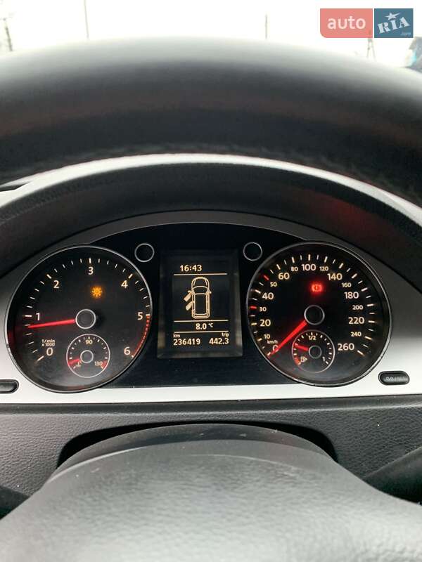 Универсал Volkswagen Passat 2009 в Красилове