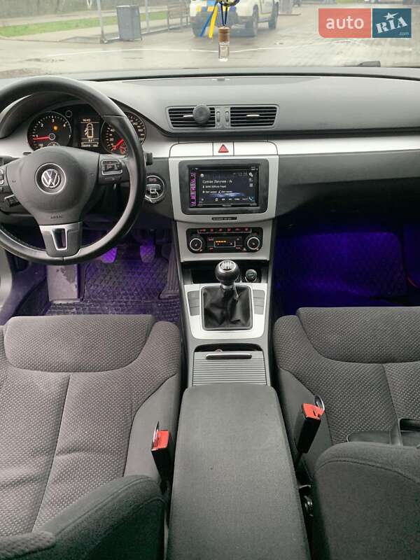 Универсал Volkswagen Passat 2009 в Красилове