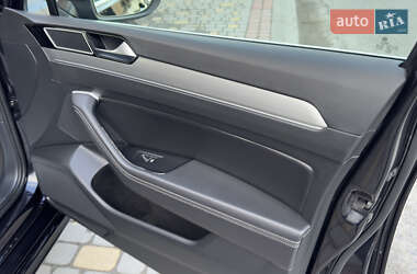Универсал Volkswagen Passat 2015 в 