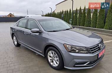 Седан Volkswagen Passat 2016 в Каменец-Подольском