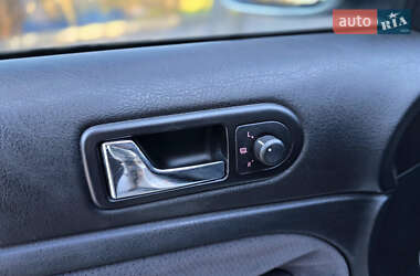 Седан Volkswagen Passat 2000 в 