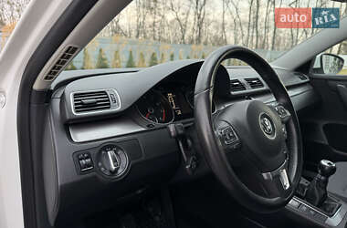 Универсал Volkswagen Passat 2011 в Луцке
