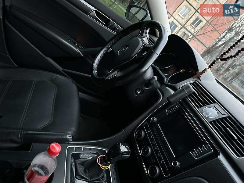 Седан Volkswagen Passat 2016 в Кривому Розі