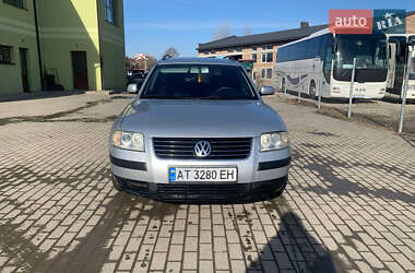 Універсал Volkswagen Passat 2001 в Богородчанах