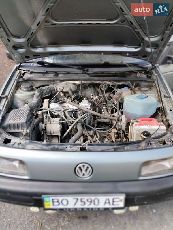 Седан Volkswagen Passat 1988 в Тернополе