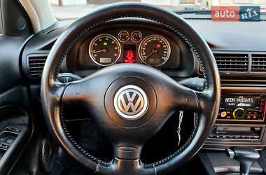 Универсал Volkswagen Passat 2003 в Чернигове