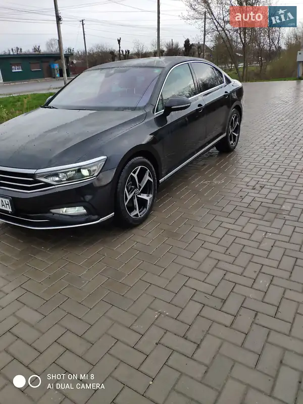 Volkswagen Passat 2021 VIN WVWZZZ3CZME113700 фото оголошення 3 з 58