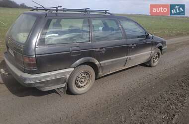 Універсал Volkswagen Passat 1991 в 