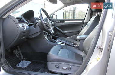 Седан Volkswagen Passat 2012 в 
