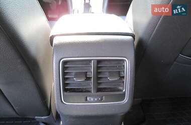 Седан Volkswagen Passat 2012 в 