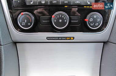 Седан Volkswagen Passat 2012 в 