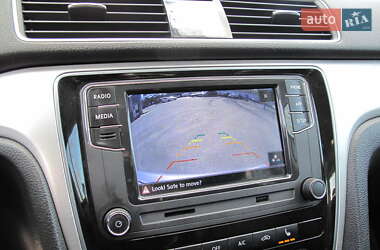 Седан Volkswagen Passat 2012 в 