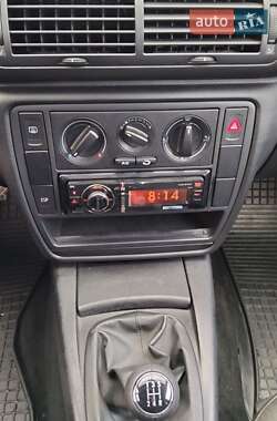 Седан Volkswagen Passat 2001 в Чернігові