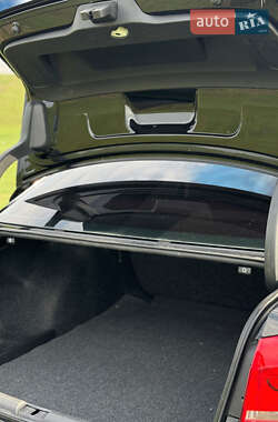 Седан Volkswagen Passat 2013 в 