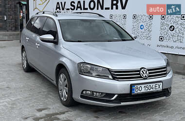 Универсал Volkswagen Passat 2013 в Ровно
