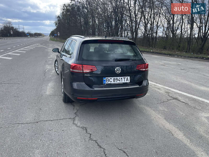 Універсал Volkswagen Passat 2018 в Львові