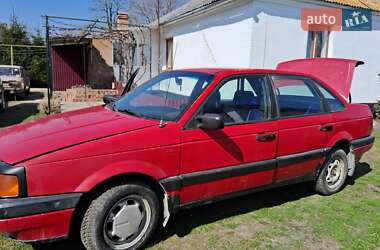 Универсал Volkswagen Passat 1990 в Козине