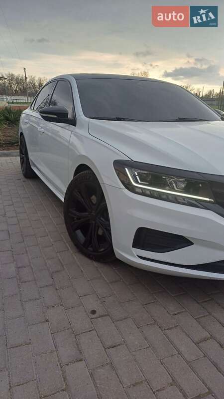Volkswagen Passat 2021