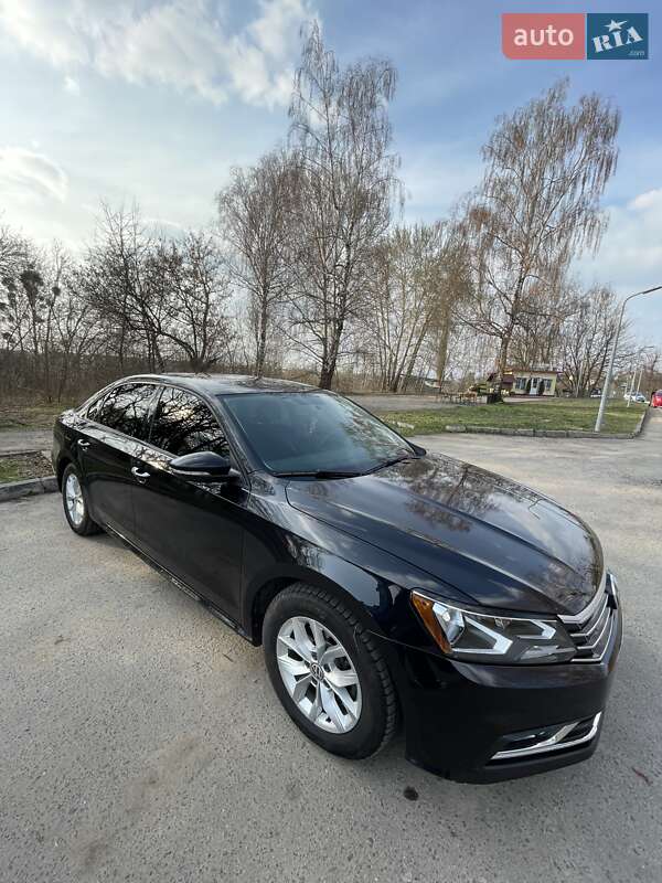 Седан Volkswagen Passat 2018 в Золочеве