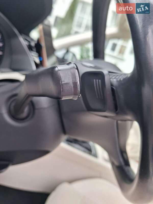 Седан Volkswagen Passat 2017 в Киеве