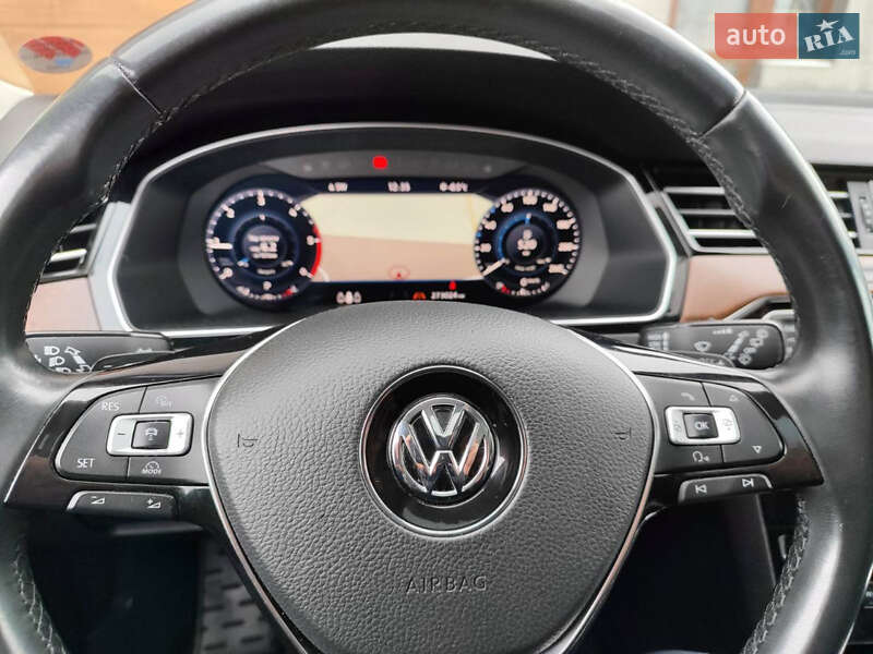 Универсал Volkswagen Passat 2016 в Тернополе