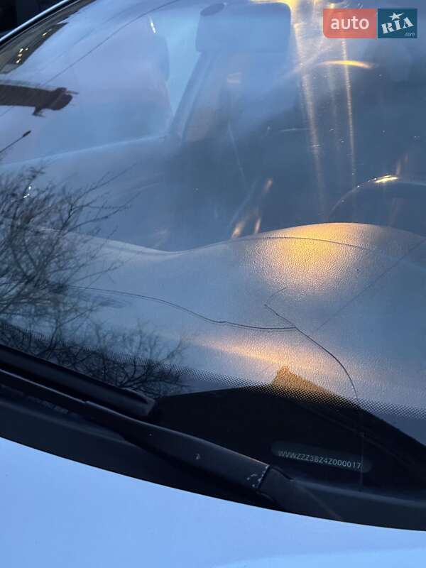 Седан Volkswagen Passat 2004 в Киеве