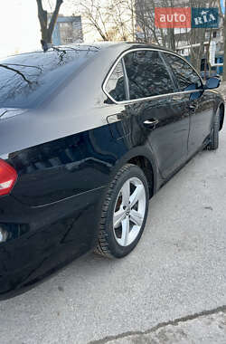Седан Volkswagen Passat 2012 в 