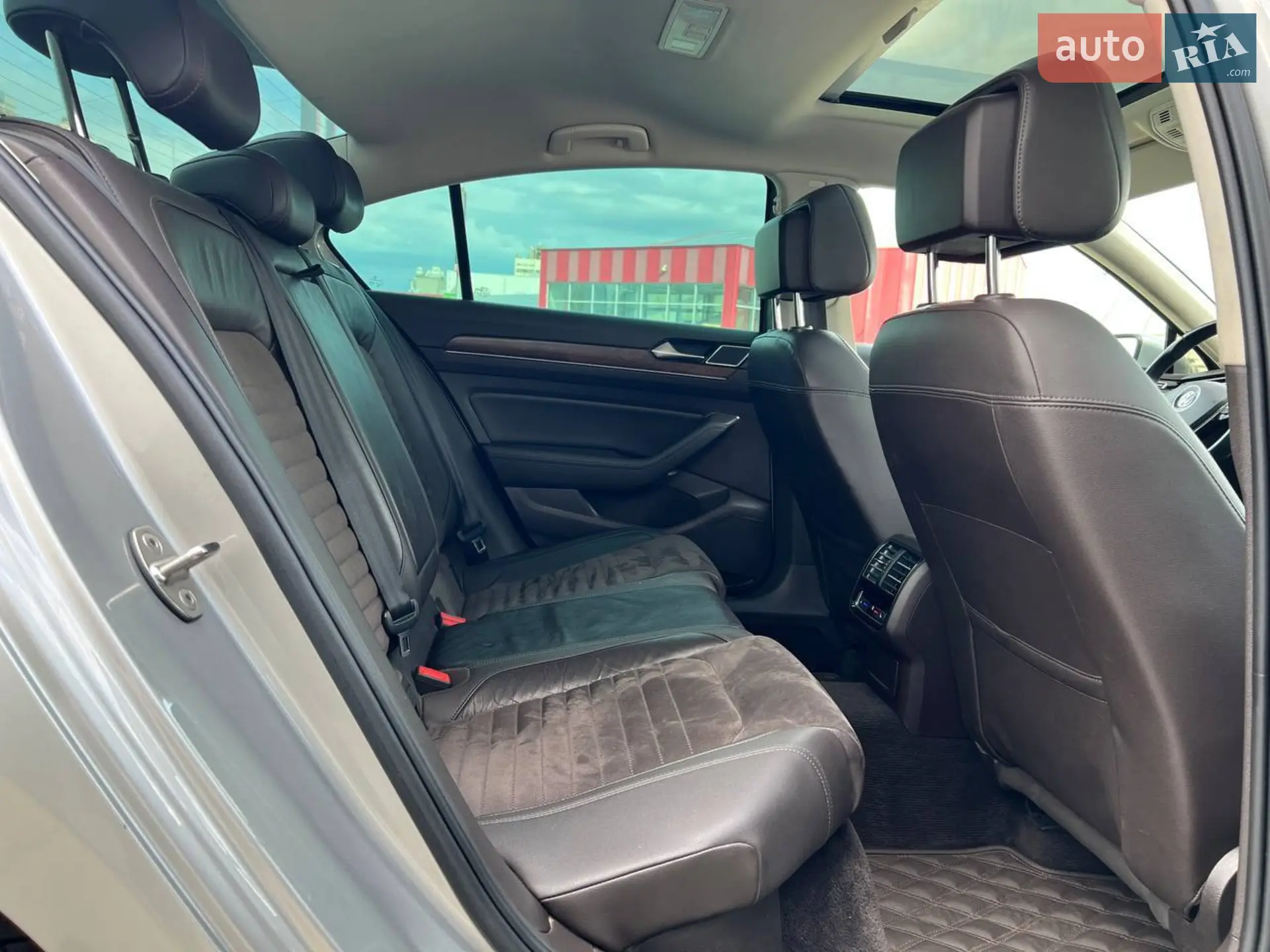 2015 Volkswagen Passat - мініатюра 28