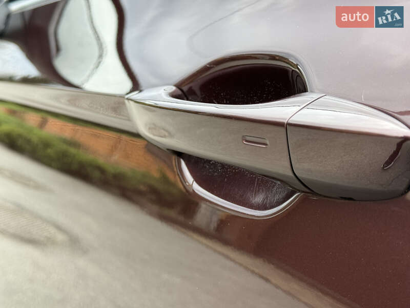 Седан Volkswagen Passat 2015 в Киеве