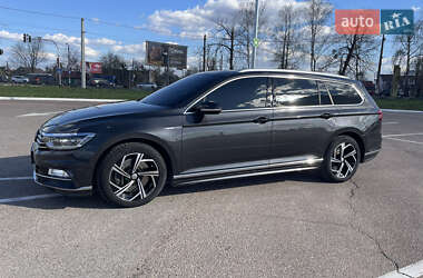 Универсал Volkswagen Passat 2017 в 